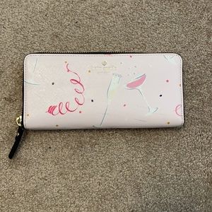 Kate Spade zipper wallet